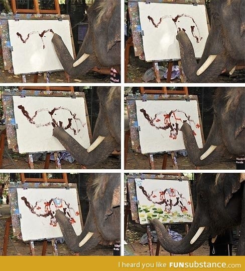 Elephant painting an Elephant