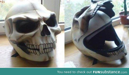 Skull helmet