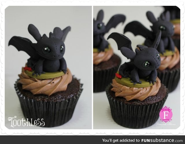 Toothless Cupcakes