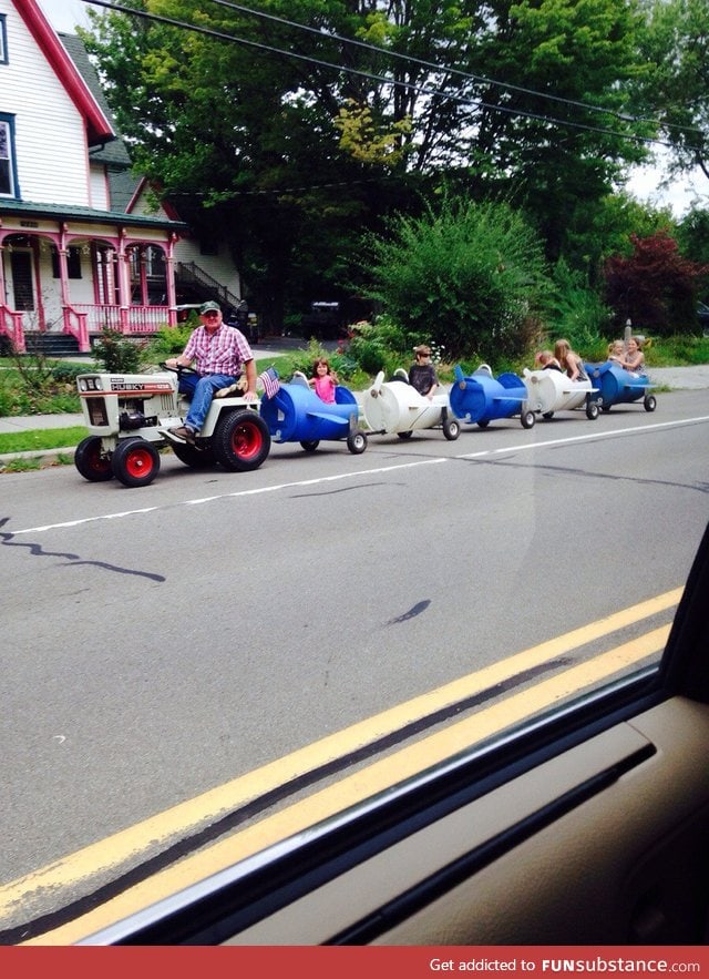 Spotted on my way to my grandparents, or: Only in the rural US