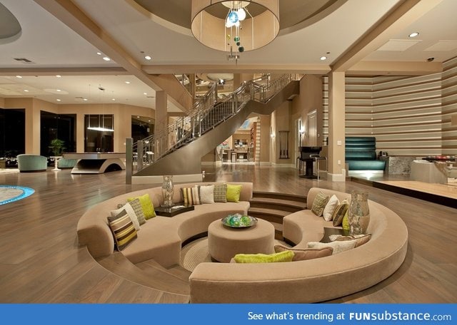 Conversation pit