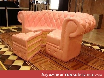 Cake sofa with slice ottoman