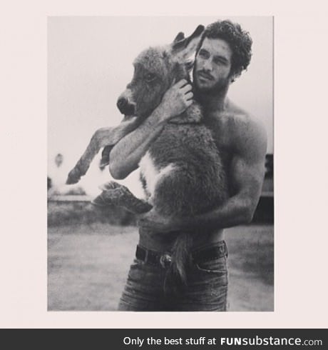 Who can look that hot holding a DONKEY?