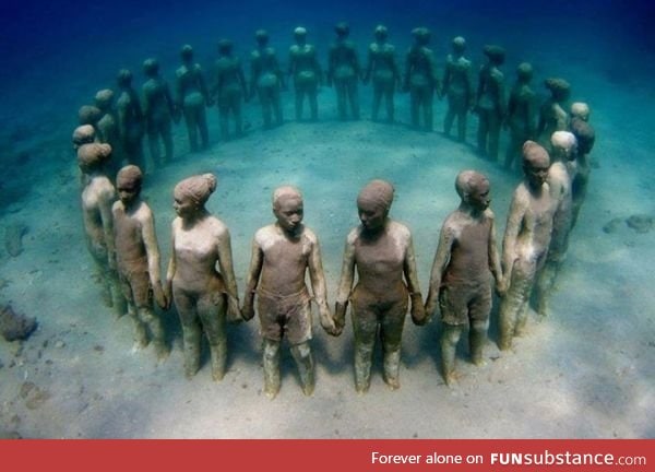 Underwater statue