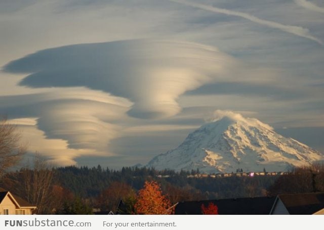 Lenticular Clouds over Washington