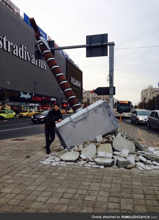 Thor's hammer in Romania, Bucharest