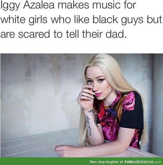 Iggy Azalea secretly likes black guys