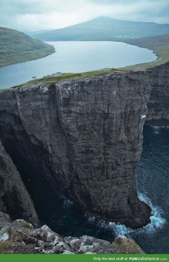 Lake above an ocean