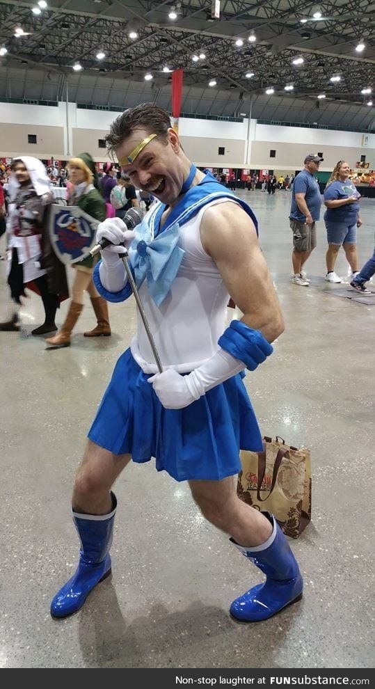 Sailor (Freddie) Mercury cosplay