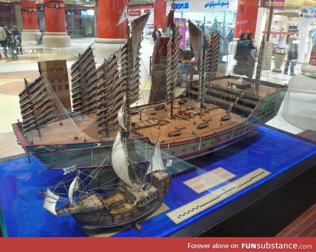 The ship of Chinese explorer Zheng He compared to the ship that Christopher Columbus used