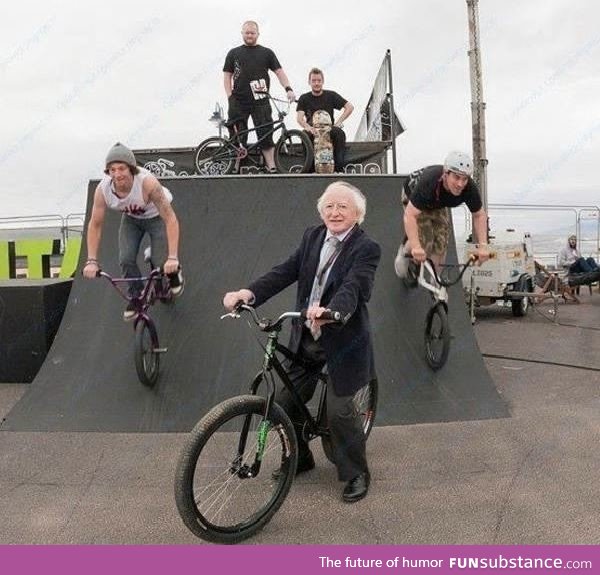 Ladies and Gentlemen, the President of Ireland