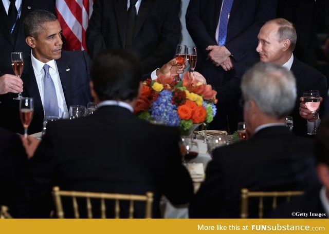 This awkward photo of Obama and Putin locking eyes at the UN speaks volumes