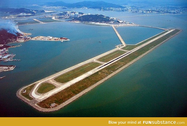 The peculiar runway of Macau International Airport