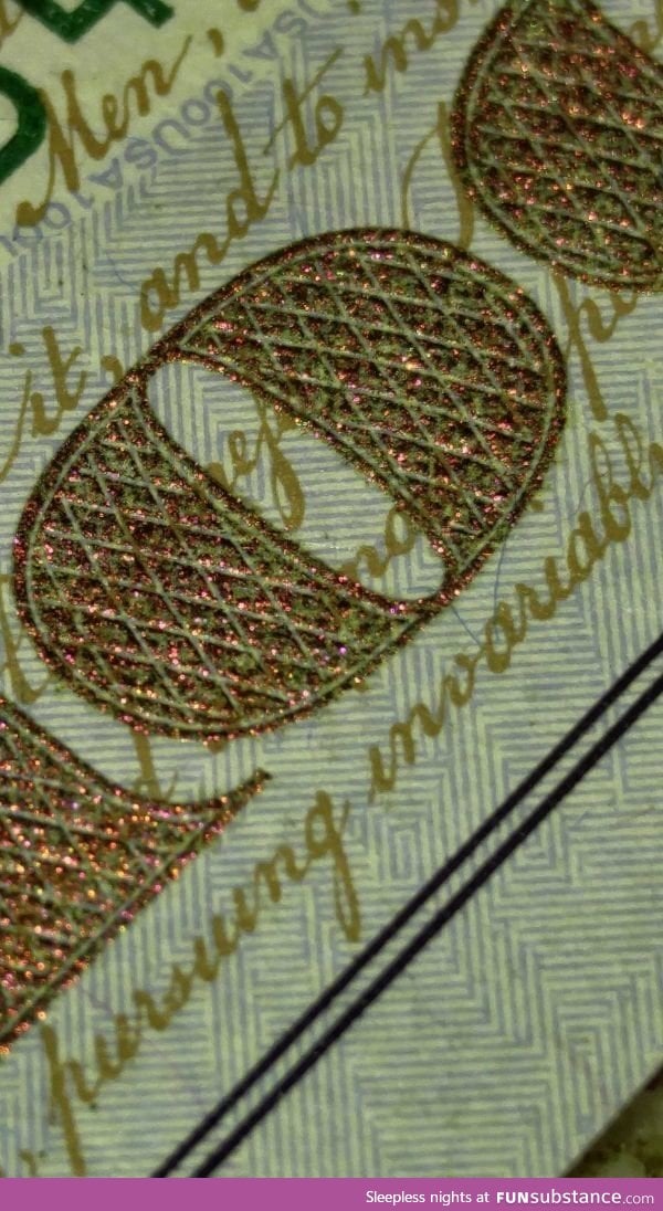 US $100 close-up