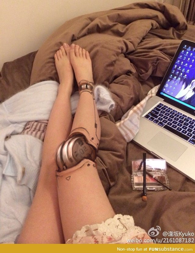 Realistic Robot Leg Make-up