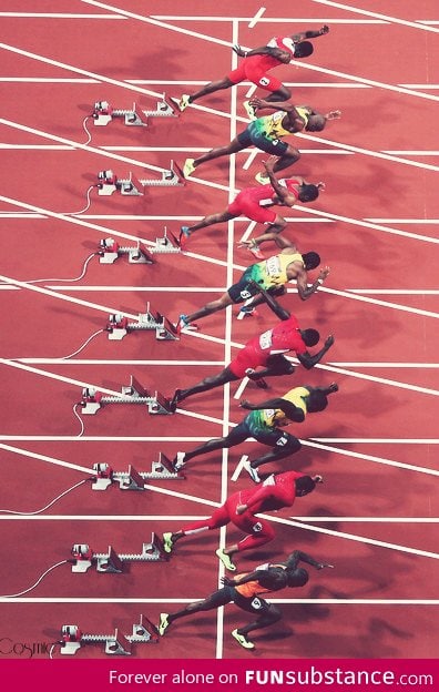 The first microseconds of a 100m sprint race