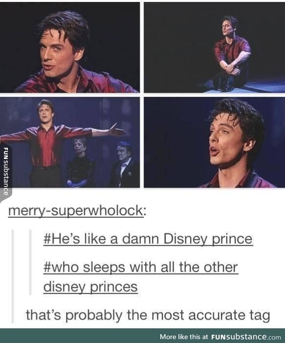 Ladies and gentlemen, John Barrowman!