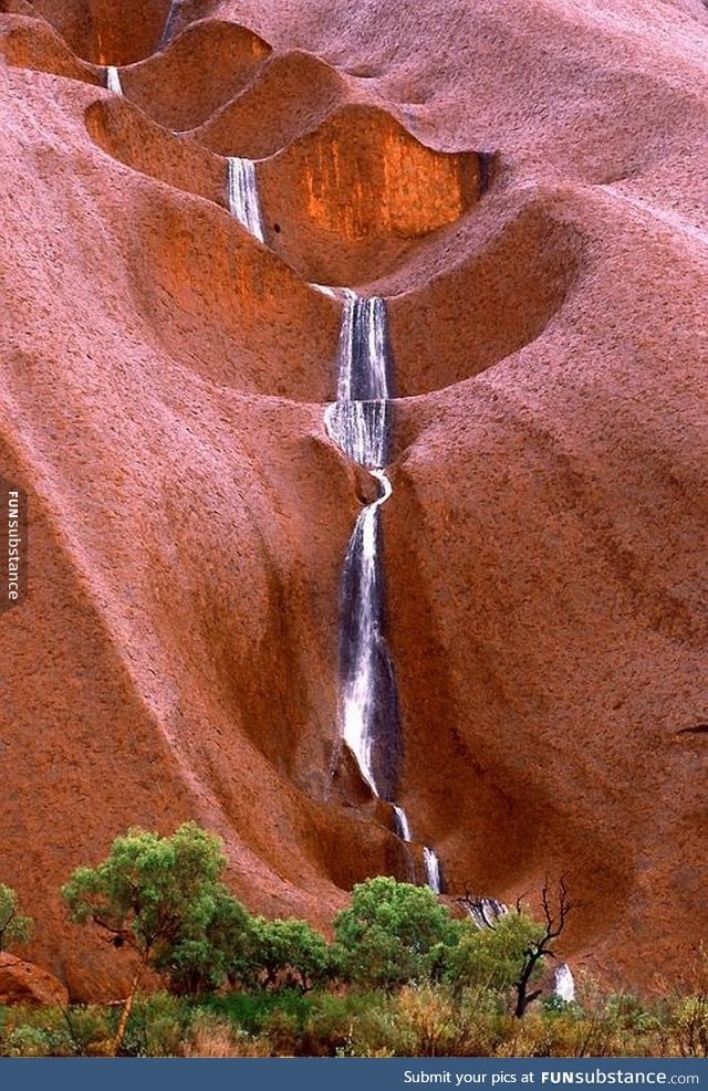 Uluru waterfalls, australia