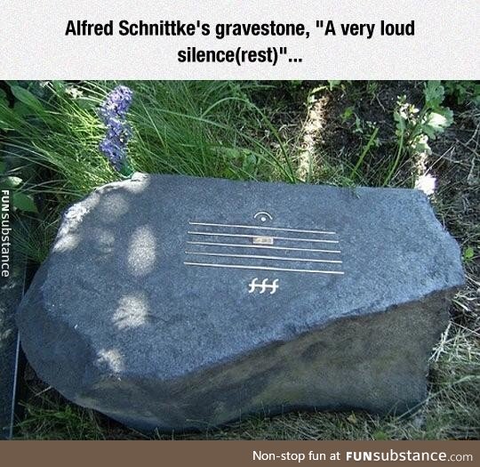 Musical joke on a gravestone