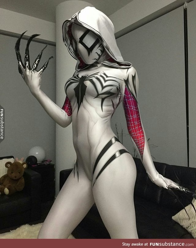 Elise Laurenne's Finished Anti-Gwenom Cosplay