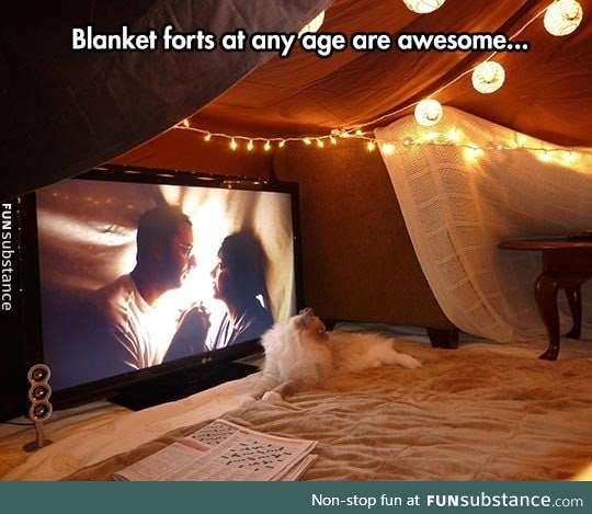 Blanket forts