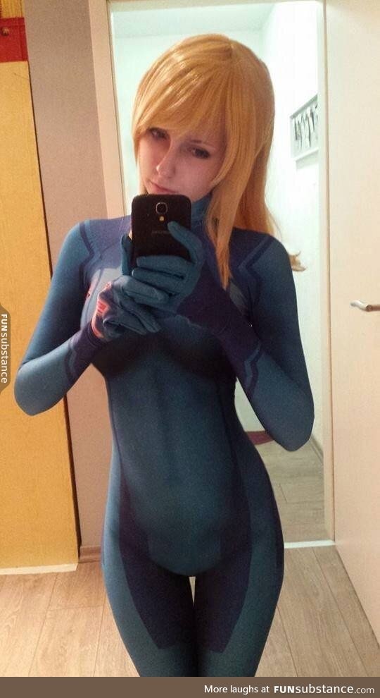 Samus cosplay