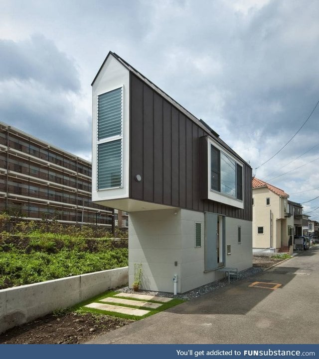 Narrow house in japan