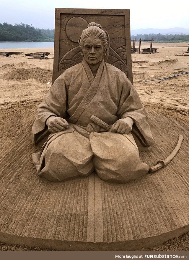 Incredible sand sculpture