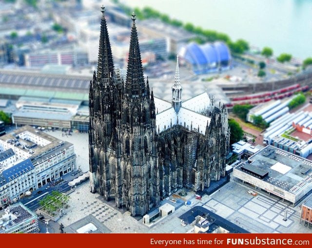 Tilt-shift Cologne Cathedral