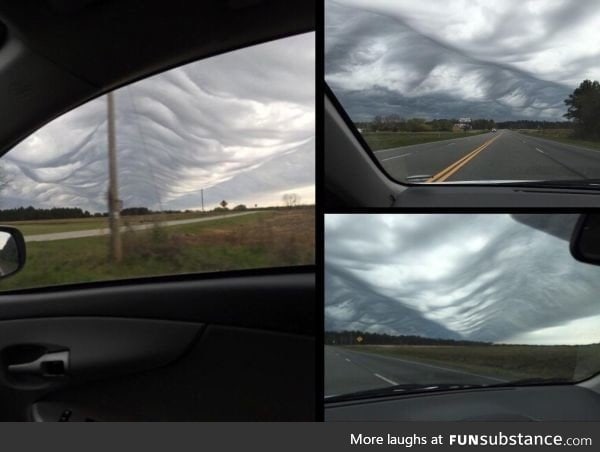 These kelvin-helmholtz billow clouds