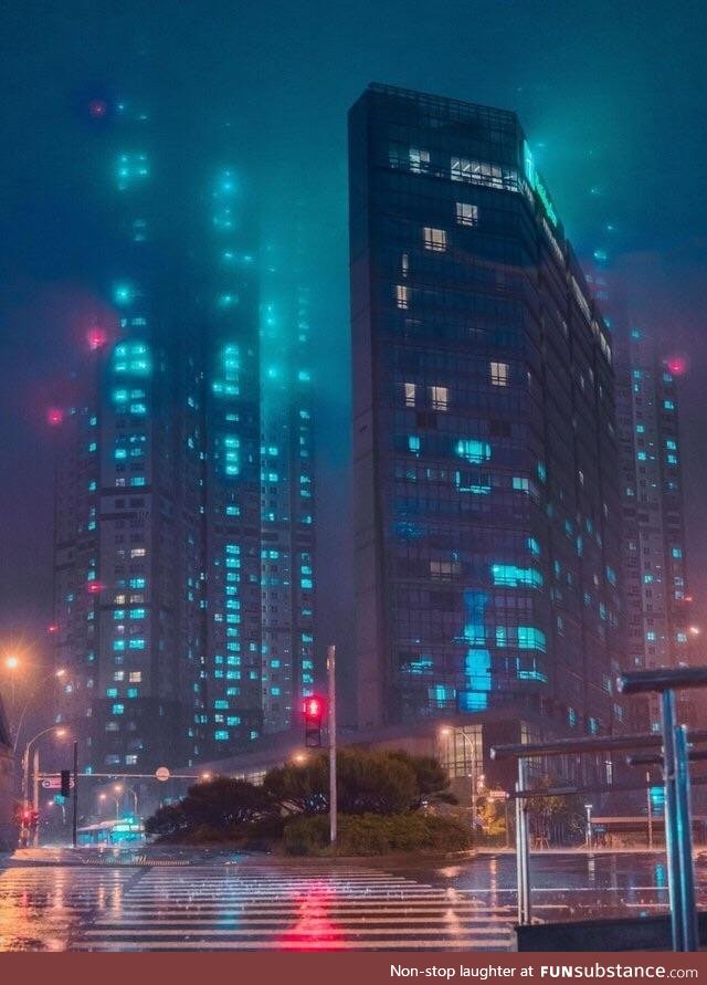 Heavy rain looks like Blade Runner