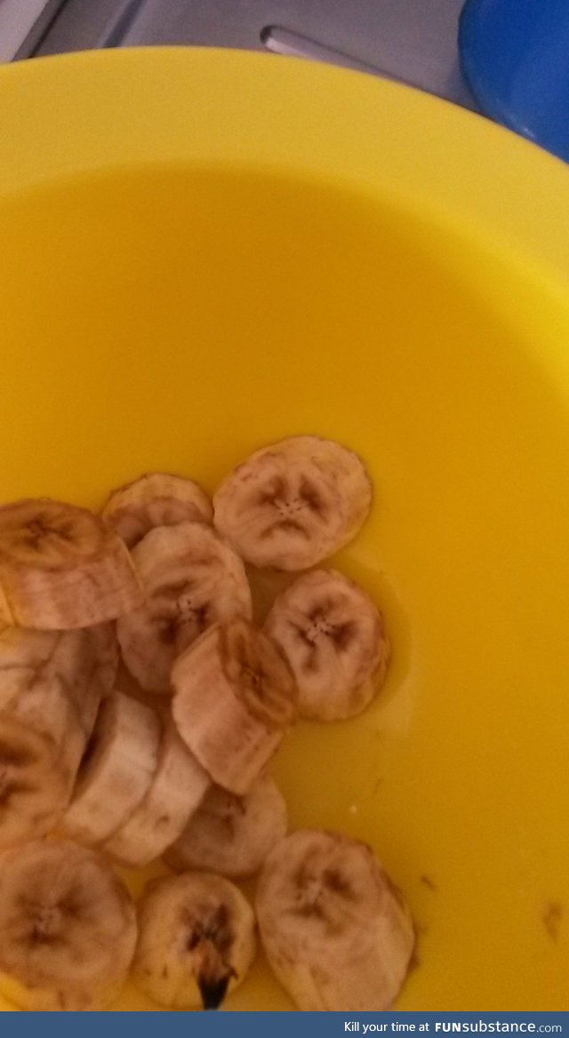 Sad banana slices are sad.