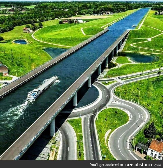 This water bridge