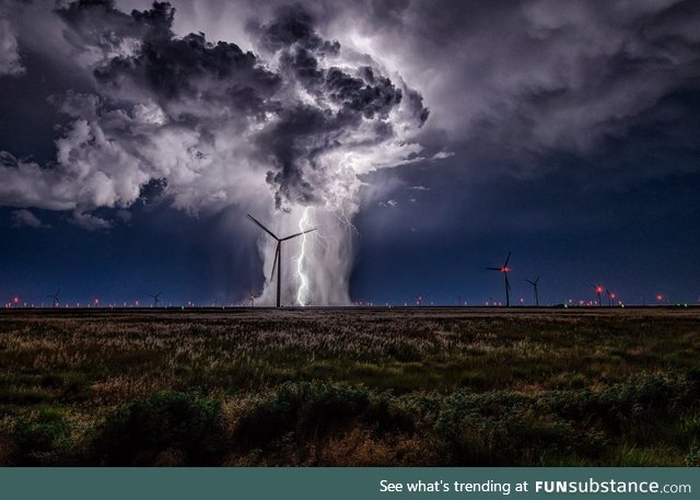 Microburst and lightning