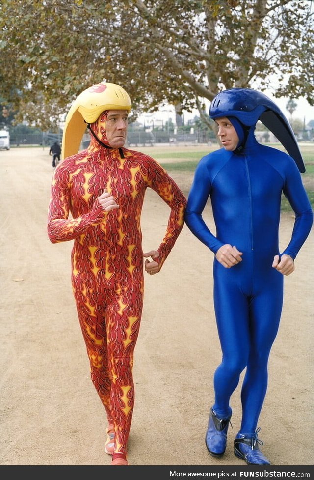 Leaked picture of knuckles and Sonic in Sonic the movie