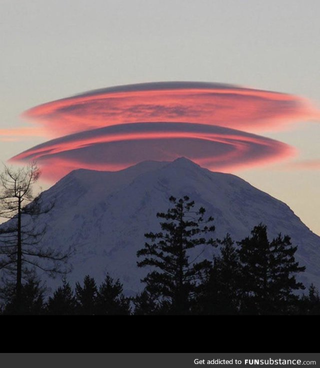 Lenticular clouds over Mt. Ranier