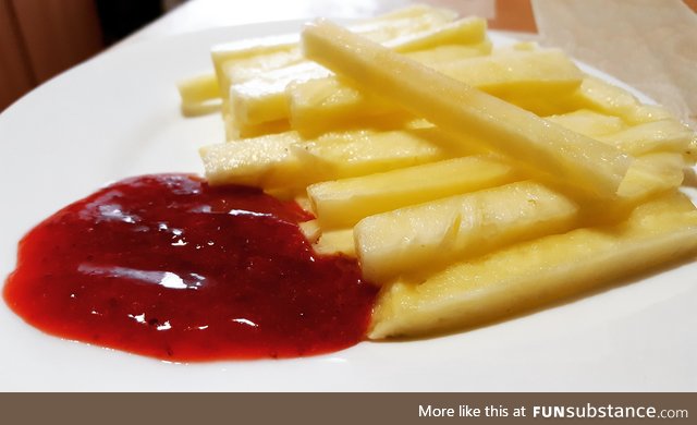 I'll take a side of pineapple fries and strawberry ketchup