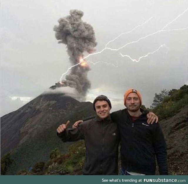 Insanely well-timed picture