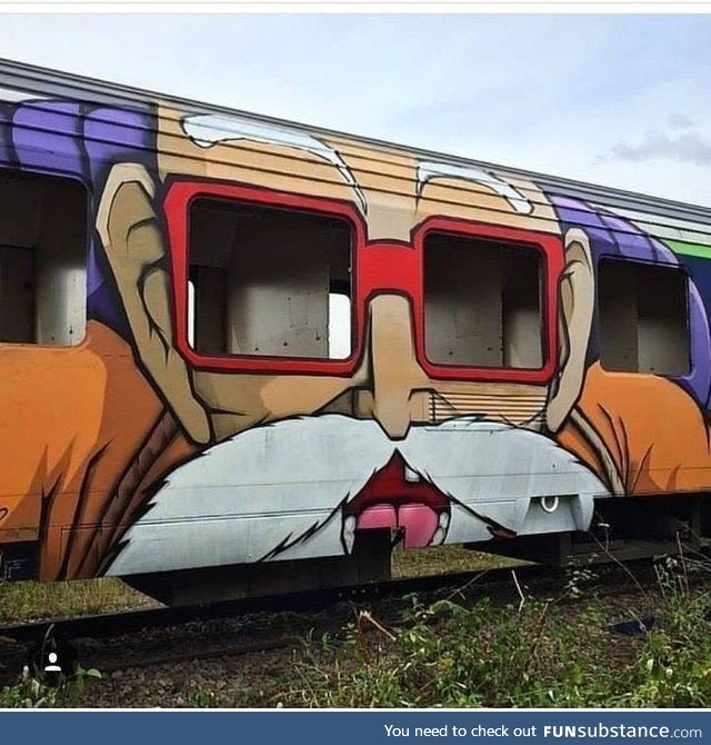 Amazing paintwork on a train