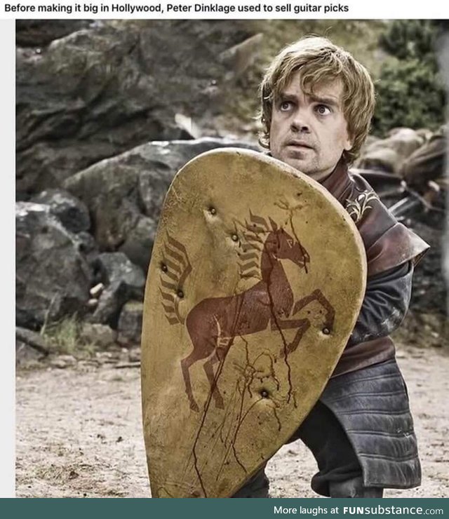 Peter Dinklage slinging guitar picks circa 2003