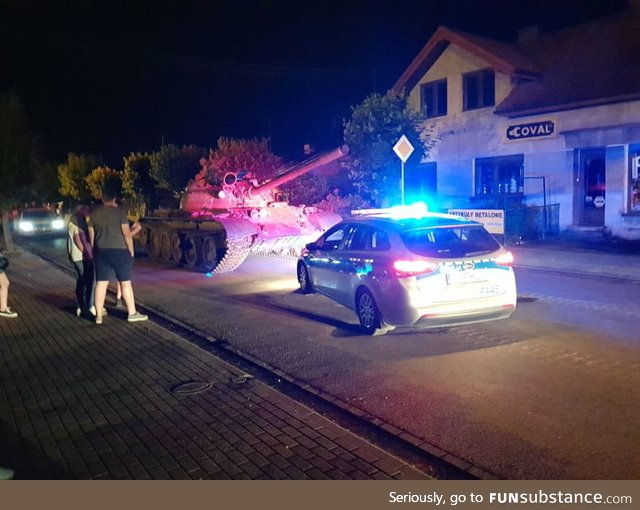 Meanwhile in Poland someone was driving a f**ki*** tank on the streets