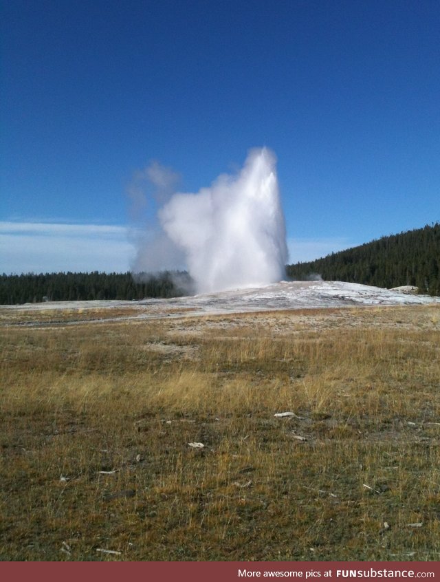 Old Faithful going pssshhhhhh