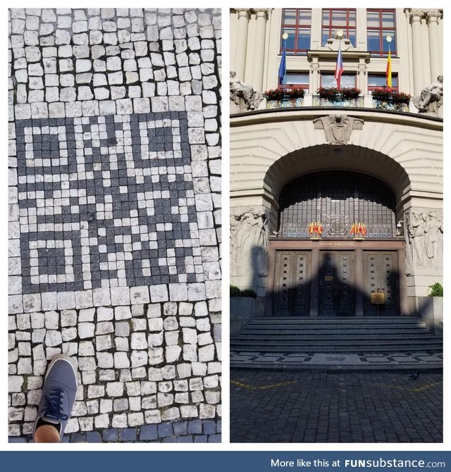 Some Prague city worker figured out how to troll tourists IRL