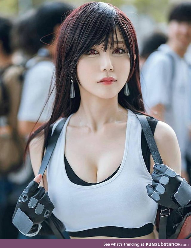 Tifa Lockhart cosplay by cosmicrabbit