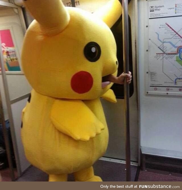 Pikachu pukes