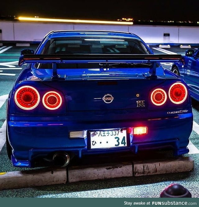 R34 in pristine condition