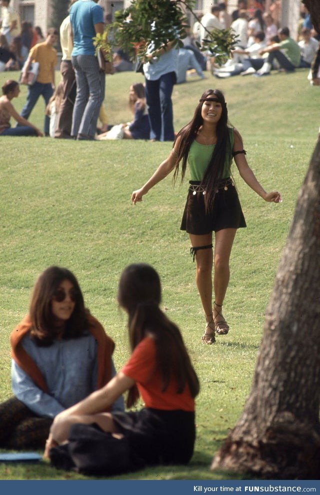 High school fashion from 1969