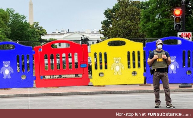 Another fence at the White House