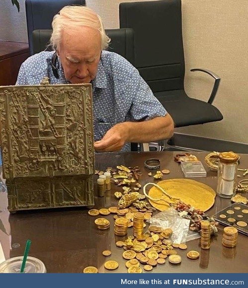 Forrest Fenn being reunited with the treasure chest he hid in the Rocky Mountains