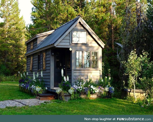 Tiny house